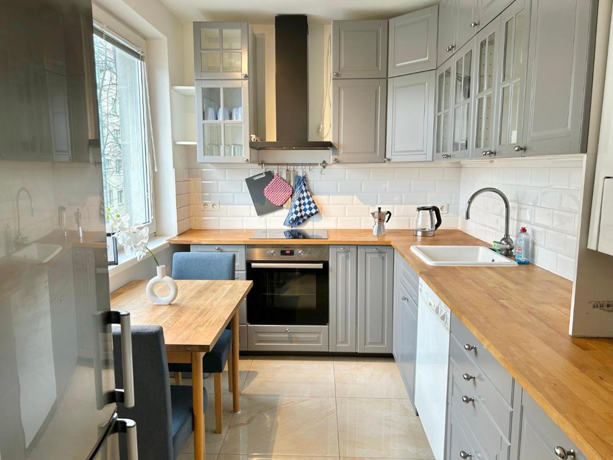 80M2 Apartment With Balcony & Free Netflix Wien Exteriör bild