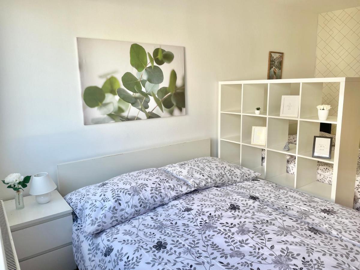 80M2 Apartment With Balcony & Free Netflix Wien Exteriör bild
