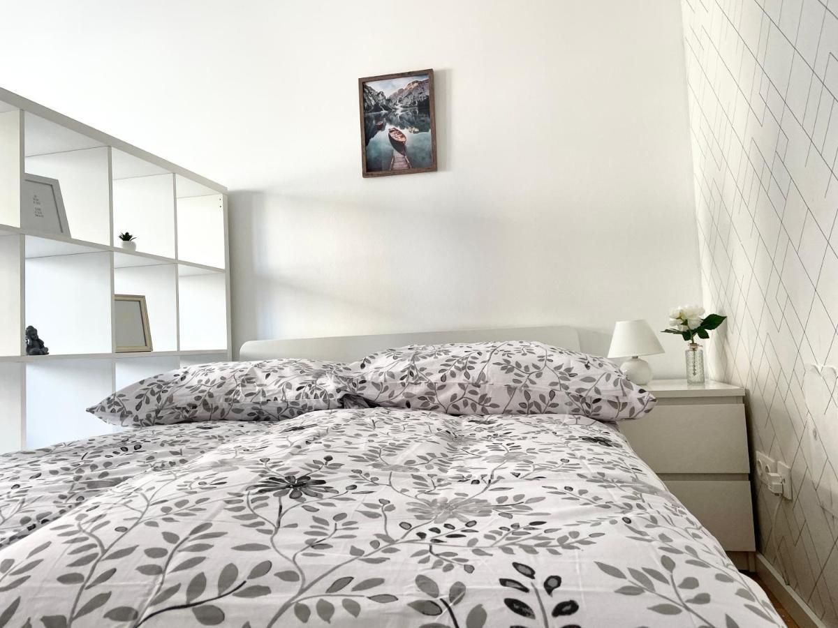 80M2 Apartment With Balcony & Free Netflix Wien Exteriör bild